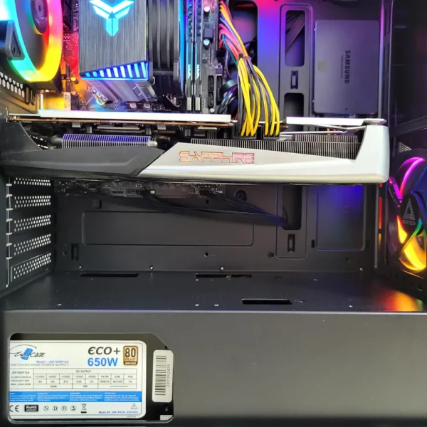 Gigabyte i5-10600KF RX5700XT 16GB 2TB SSD 650W Win11